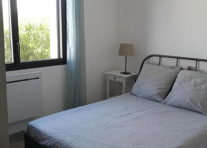 Апартаменты With Garden Агд