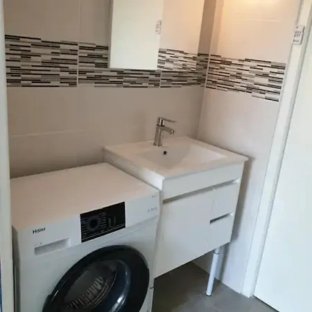 With Garden Apartament *