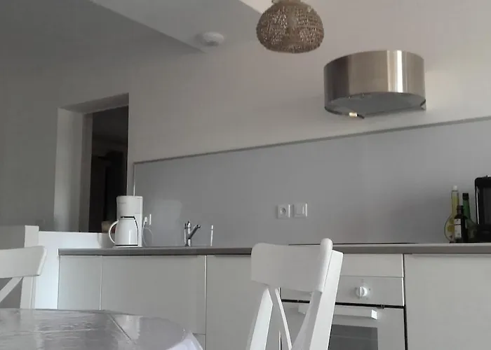 アパート With Garden *